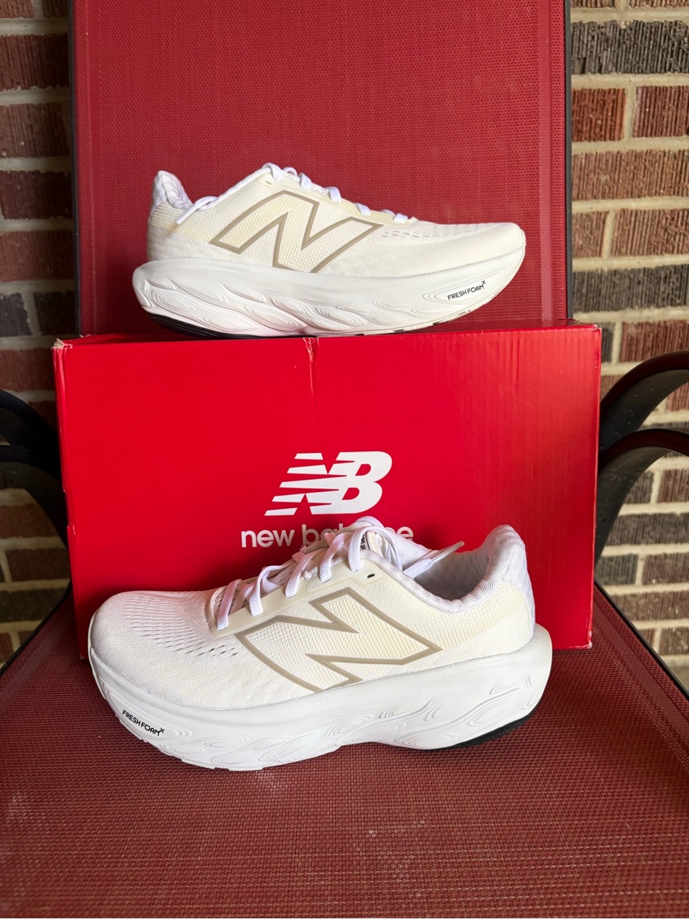 New Balance 1080v14 Women's White Cream Fresh Foam Athletic Sneakers size 6.5